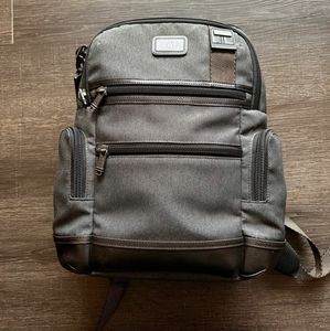 EUC 🔥 TUMI Backpack